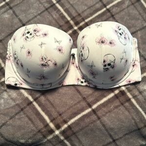 Torrid 38DD STRAPLESS Bra